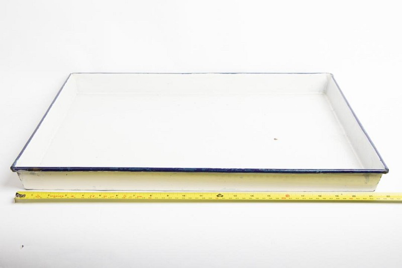 Laboratory Tray in Enamel Large 